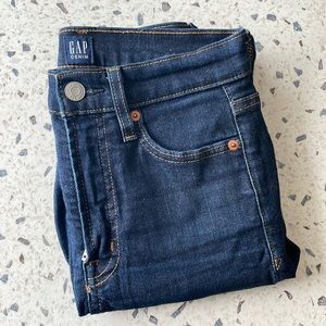 Size 24P Highwaisted Gap Skinny Jeans